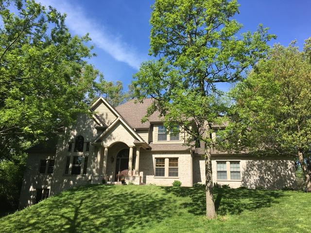 95 N Royal Oaks Dr
