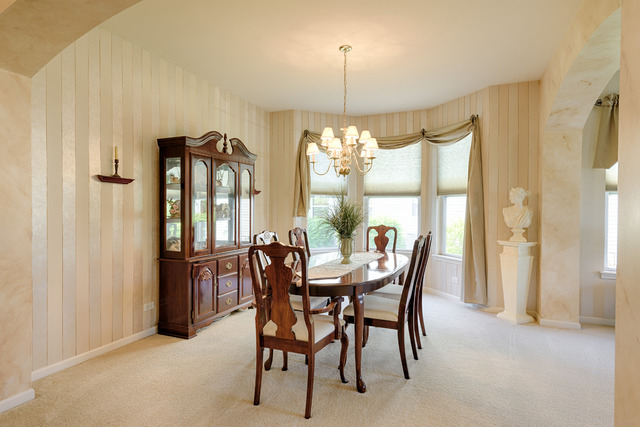 For Sale: 401 Arboretum Way Oswego, IL 60543
