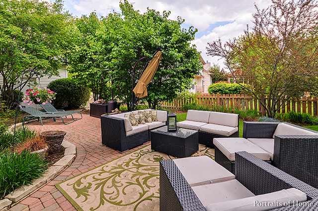 For Sale: 468 Greenview Ln Oswego, IL 60543