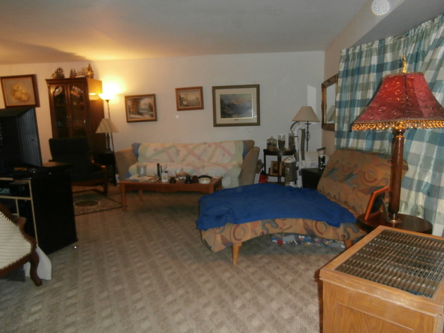 836 Oakwood Dr