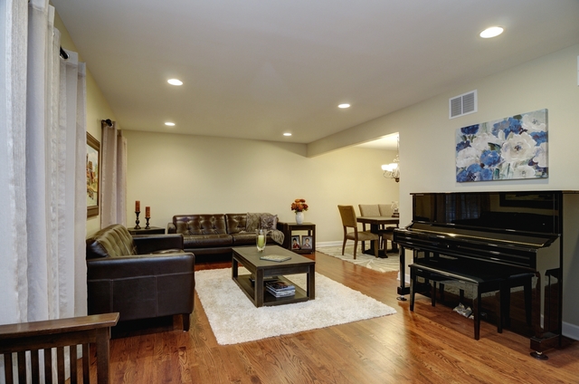 537 Revere Ave