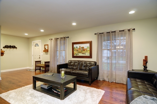 537 Revere Ave