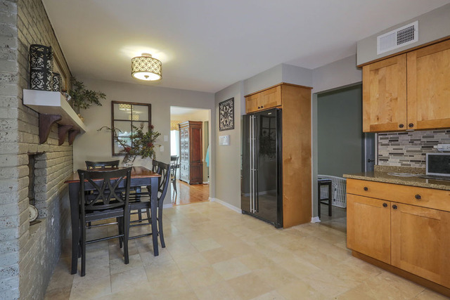 917 Royal St George Dr