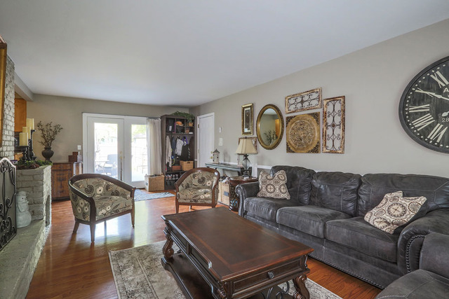 917 Royal St George Dr