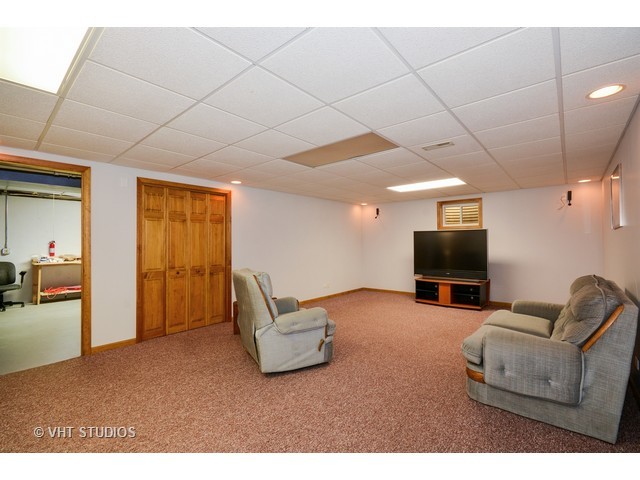 1617 Apache Dr