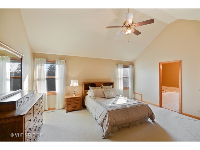 1617 Apache Dr