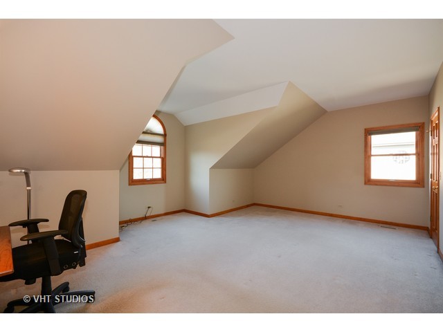 1617 Apache Dr