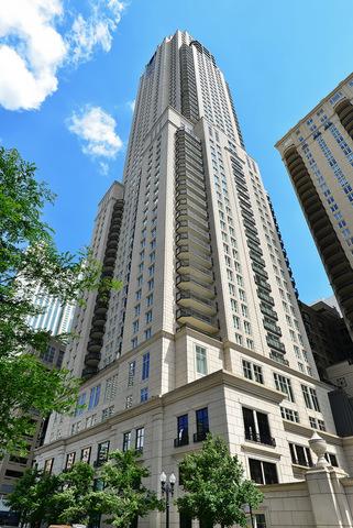 11 E Walton St #3901