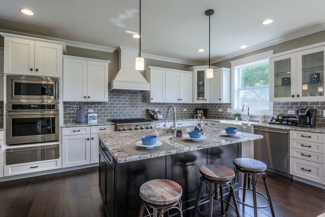 For Sale: 810 N Loomis St Naperville, IL 60563