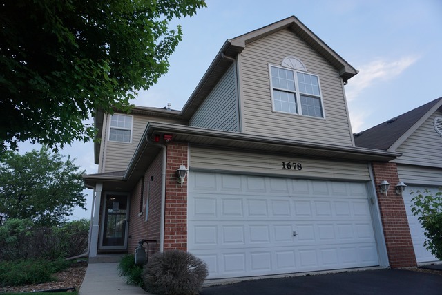 For Sale: 1678 Windward Ct #1678 Naperville, IL 60563