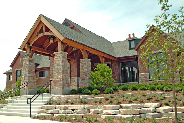 4275 Lacebark Ln