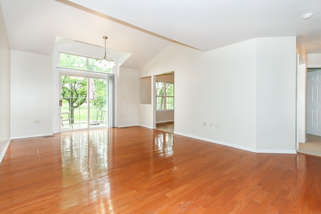 For Sale: 2935 Rutland Cir #APT 102 Naperville, IL 60564
