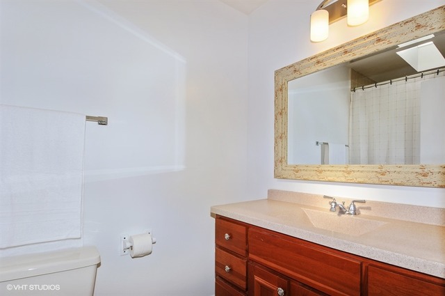 For Sale: 2766 Gateshead Dr Naperville, IL 60564