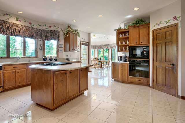 2272 Sable Oaks Dr