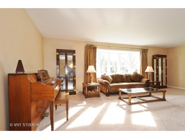 233 Basswood Dr
