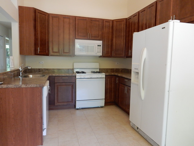 For Sale: 425 Bayview Ave Naperville, IL 60565