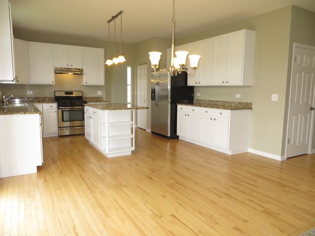 For Sale: 11317 Champion Ct Plainfield, IL 60585