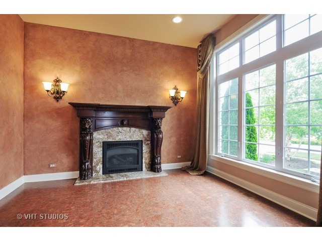 For Sale: 26104 W Stewart Ridge Dr Plainfield, IL 60585