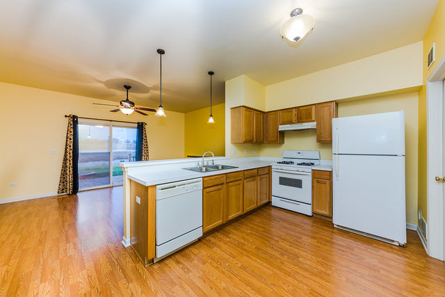 2440 Oak Tree Ln