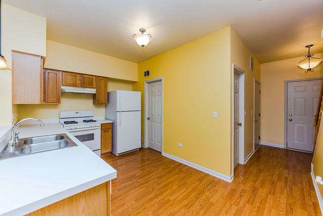 2440 Oak Tree Ln