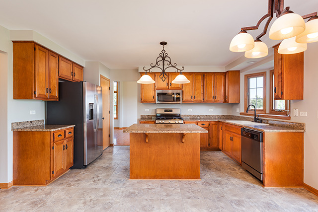 16405 Hidden River Cir