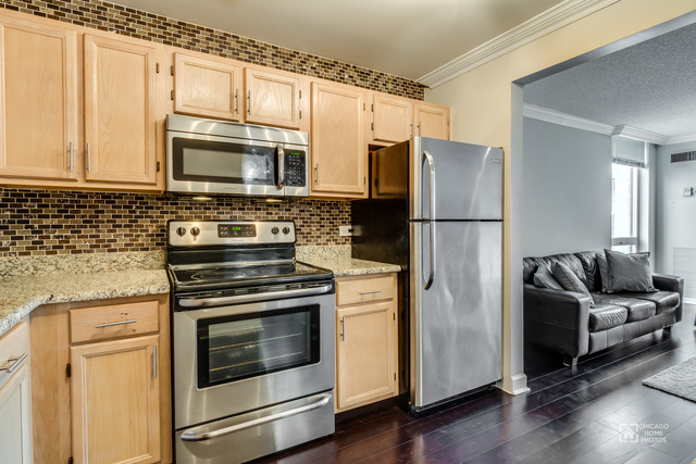 345 N Lasalle St #706
