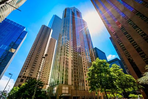 222 N Columbus Dr #2005