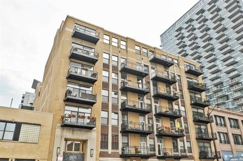 1400 S Michigan Ave #1812