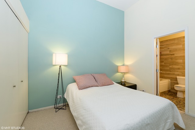 For Sale: 1525 S Michigan Ave #APT 312 Chicago, IL 60605