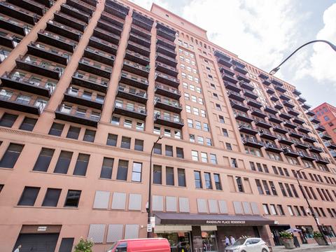 165 N Canal St #1113