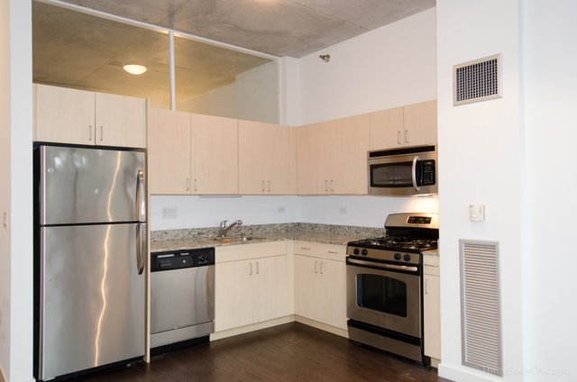 235 W Van Buren St #1720