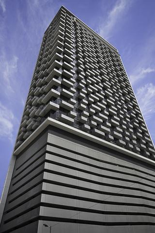 235 W Van Buren St #4122