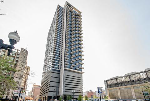 235 W Van Buren St #4122