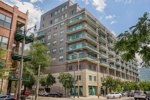 11 N Green St #4B