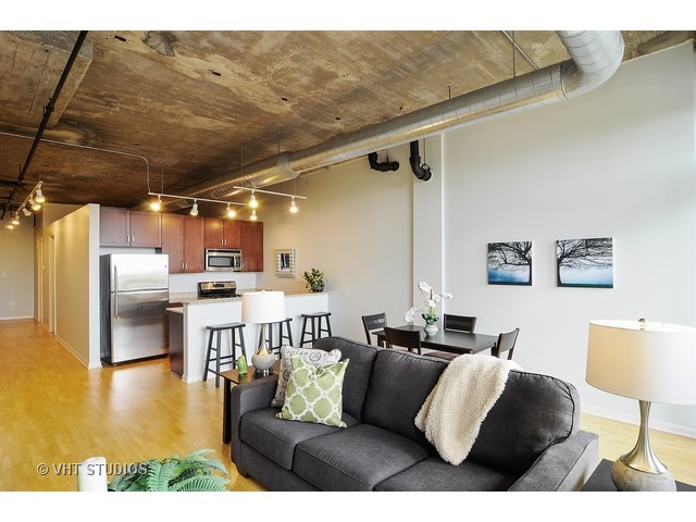 For Sale: 1550 S Blue Island Ave #APT 1112 Chicago, IL 60608