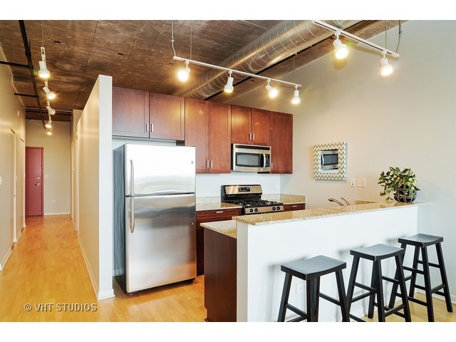 For Sale: 1550 S Blue Island Ave #APT 1112 Chicago, IL 60608