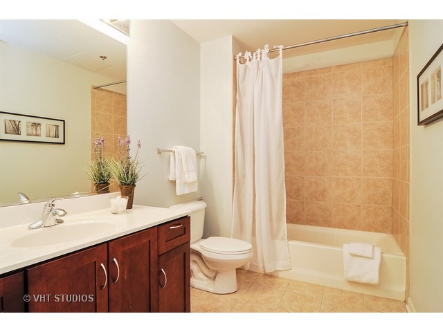 For Sale: 1550 S Blue Island Ave #APT 1112 Chicago, IL 60608