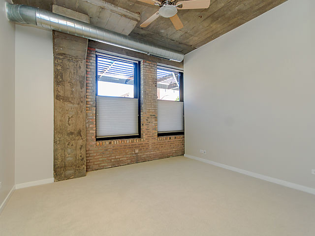 For Sale: 1001 W 15th St #APT 128 Chicago, IL 60608
