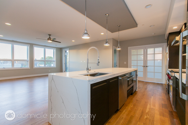 1317 N Larrabee St #303