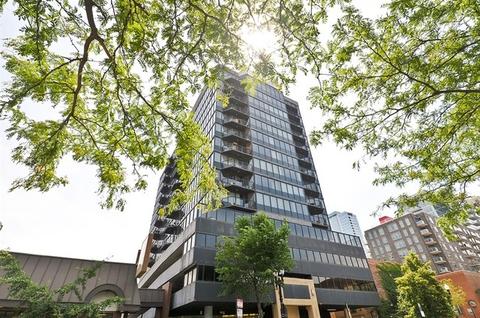 301 W Scott St #202