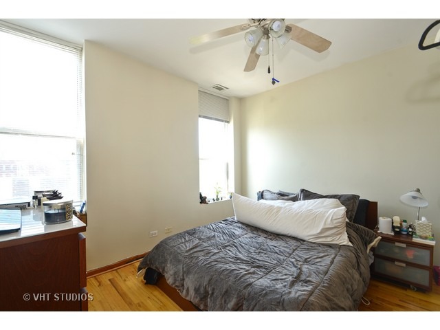 For Sale: 348 W Wendell St #APT 4 Chicago, IL 60610