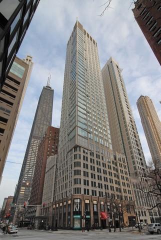 10 E Delaware Pl #9C