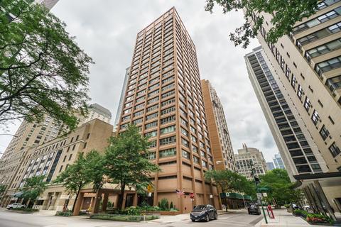 247 E Chestnut St #1201