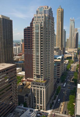 403 N Wabash Ave #12B