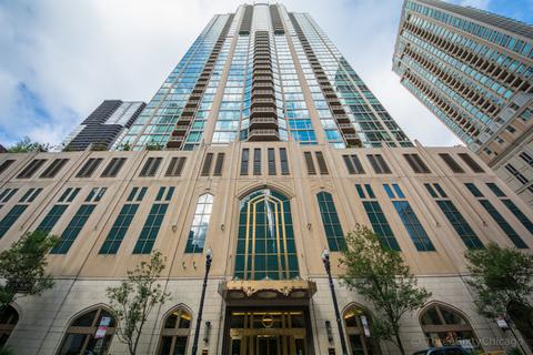 403 N Wabash Ave #12B
