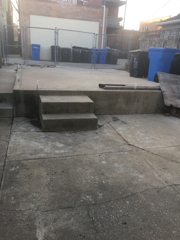 1918 W Cermak Rd #4