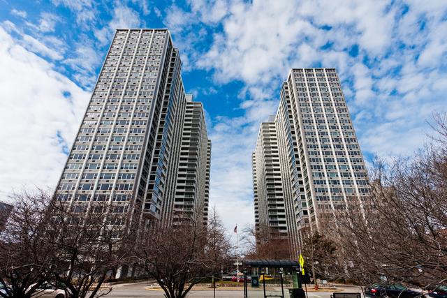 3930 N Pine Grove Ave #3105