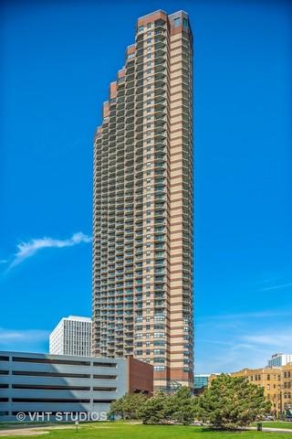3750 N Lake Shore Dr #13C