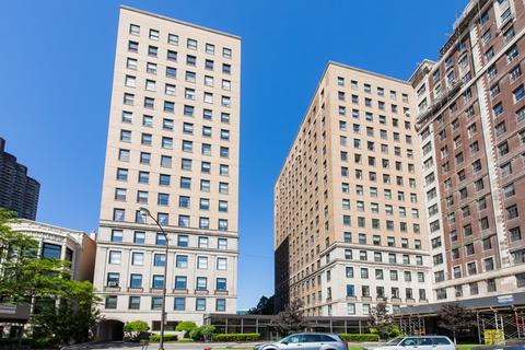 3750 N Lake Shore Dr #13C