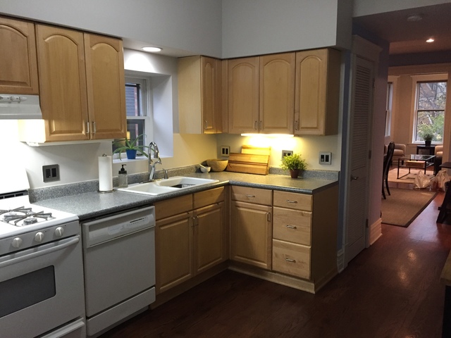 1946 N Seminary Ave #2
